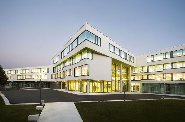 Das Gymnasium Ergolding ist eine wichtige Säule in der Bildungsregion Landshut