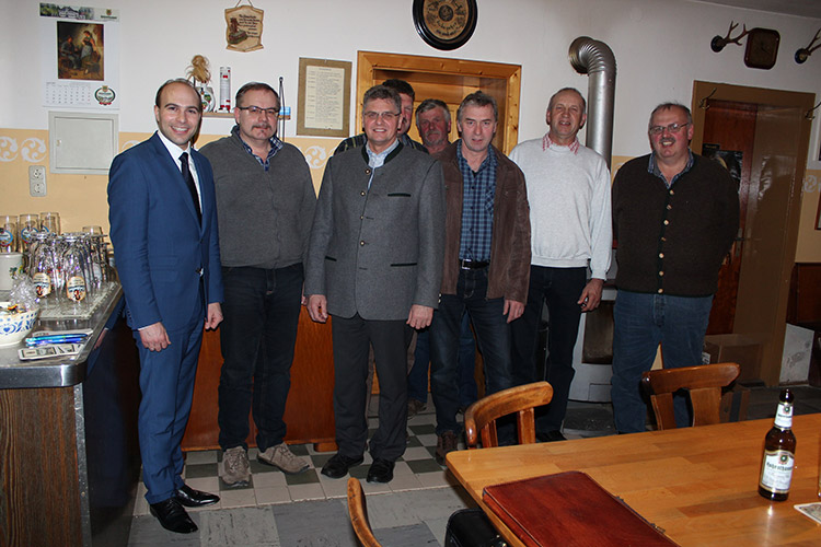 Arbeit der Landwirte honoriert - Graf führt weiter CSU Holzhausen
