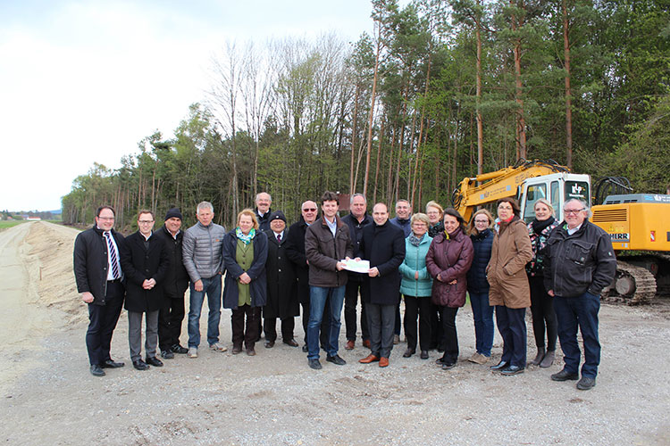 files/csu/aktuelles/2017/05/Hochwasserschutz-Bruckberg-750.jpg